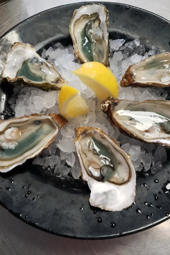 À emporter à Antibes – Poissons, fruits de mer et plats cuisinés Chez Mô